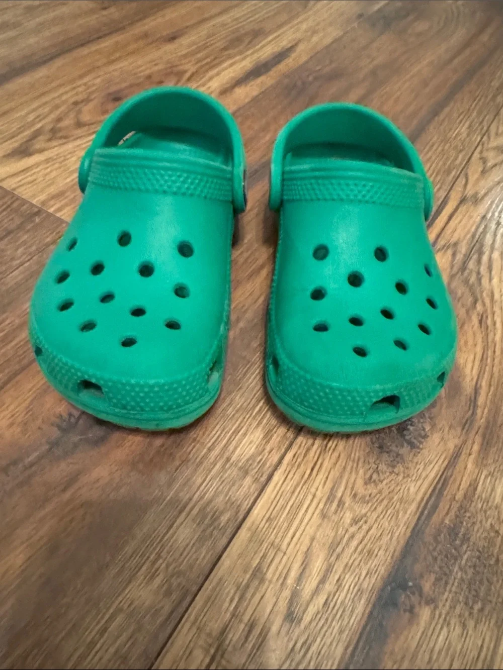 CROCS Kids Bright Green Classic Clog Sandals